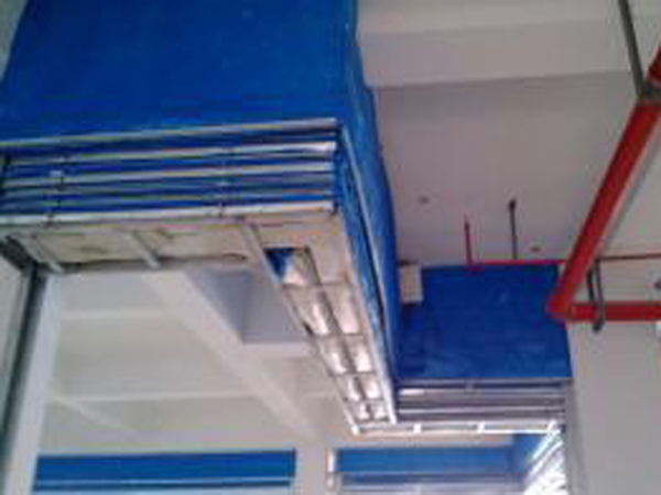 雙軌無機(jī)纖維特級(jí)防火卷簾折疊式